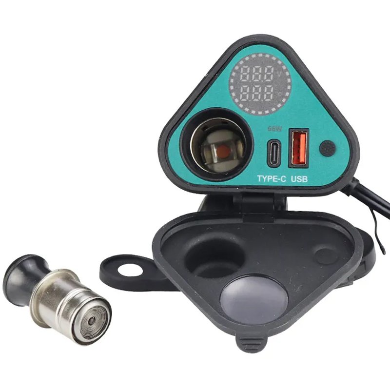 Cargador USB Carga Rapida 66 W Tipo C Voltimetro Cigarrera